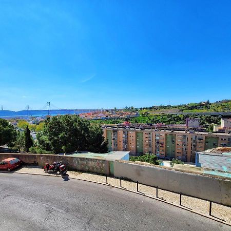 Prazeres Pool Residence Lisbon Bagian luar foto